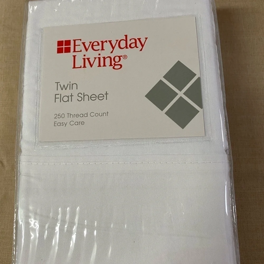 Everyday Living Twin Flat Sheet 250 Thread Count (DF)